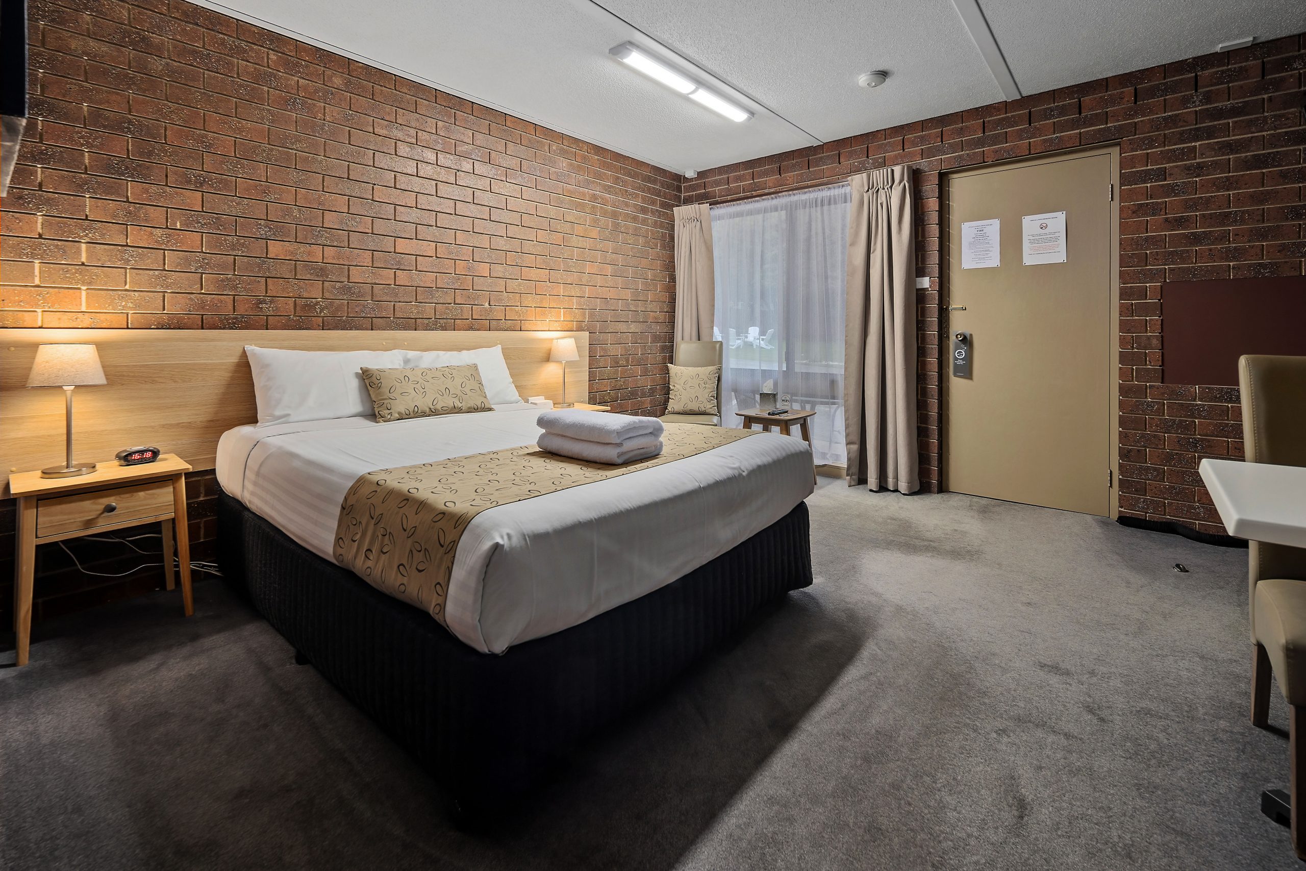 Queen Room Healesville Motor Inn